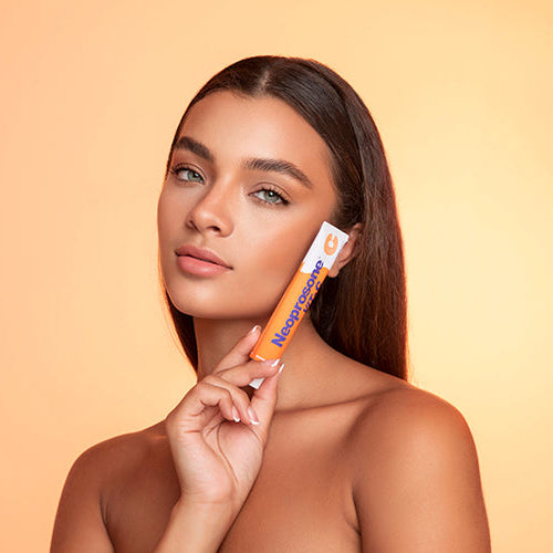 Reveal Radiant Skin with Neoprosone Vitamin C Brightening Gel